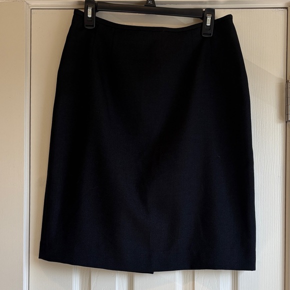 Kasper | Black Plain Professional Pencil Skirt Size 10 Fully Lined Back Zipper - Picture 1 of 4
